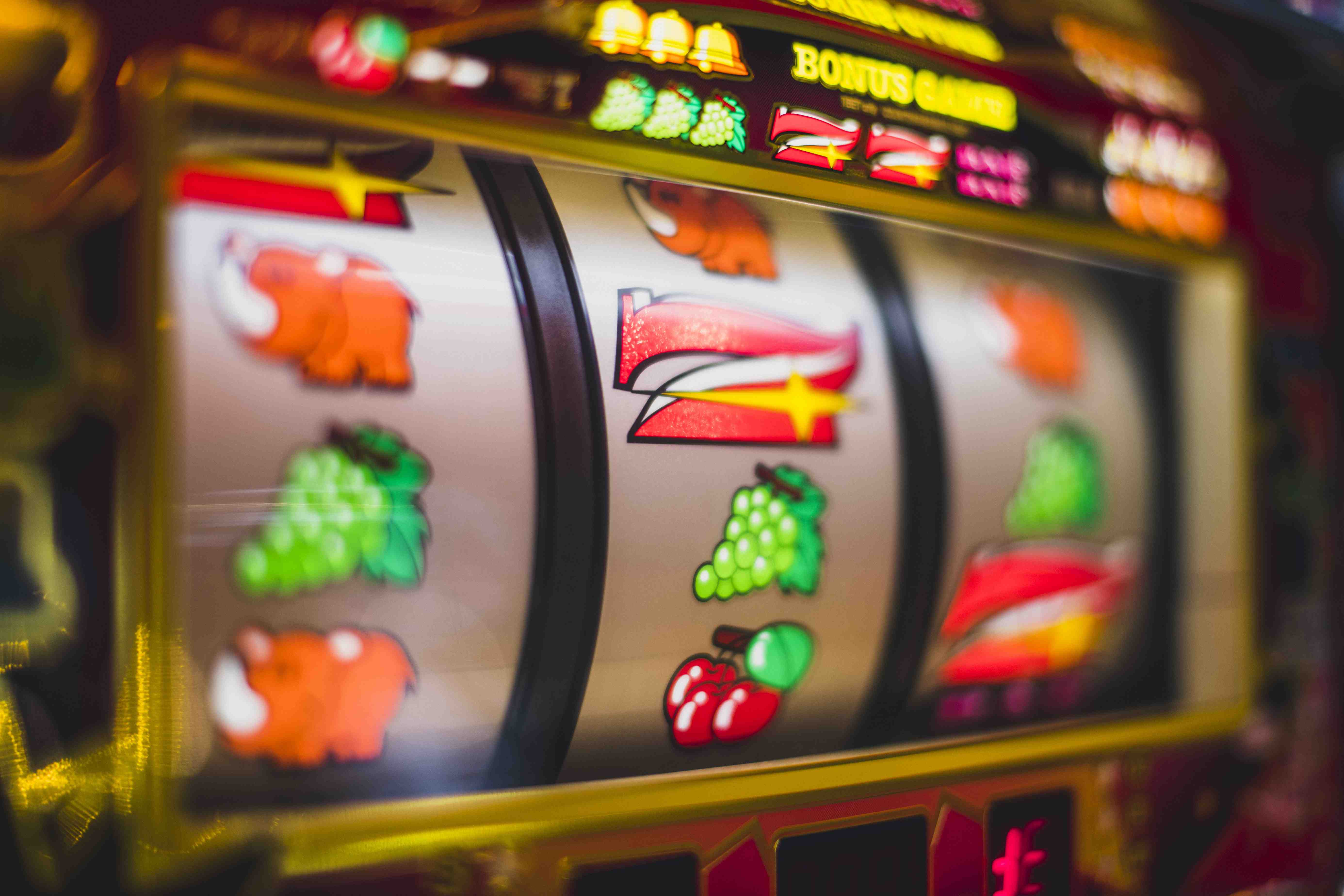 1 ace App interface showing sports betting and live casino sections on a mobile screen